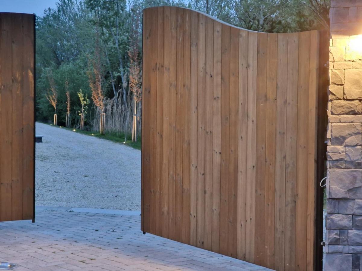 Intertranscoop House *